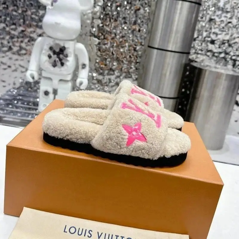 Louis Vuitton Slides 2